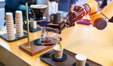 The Role of Technology in Modern Cafés